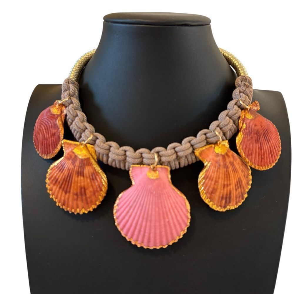 Peach & Orange Shell Necklace with Gold Trim Accents.